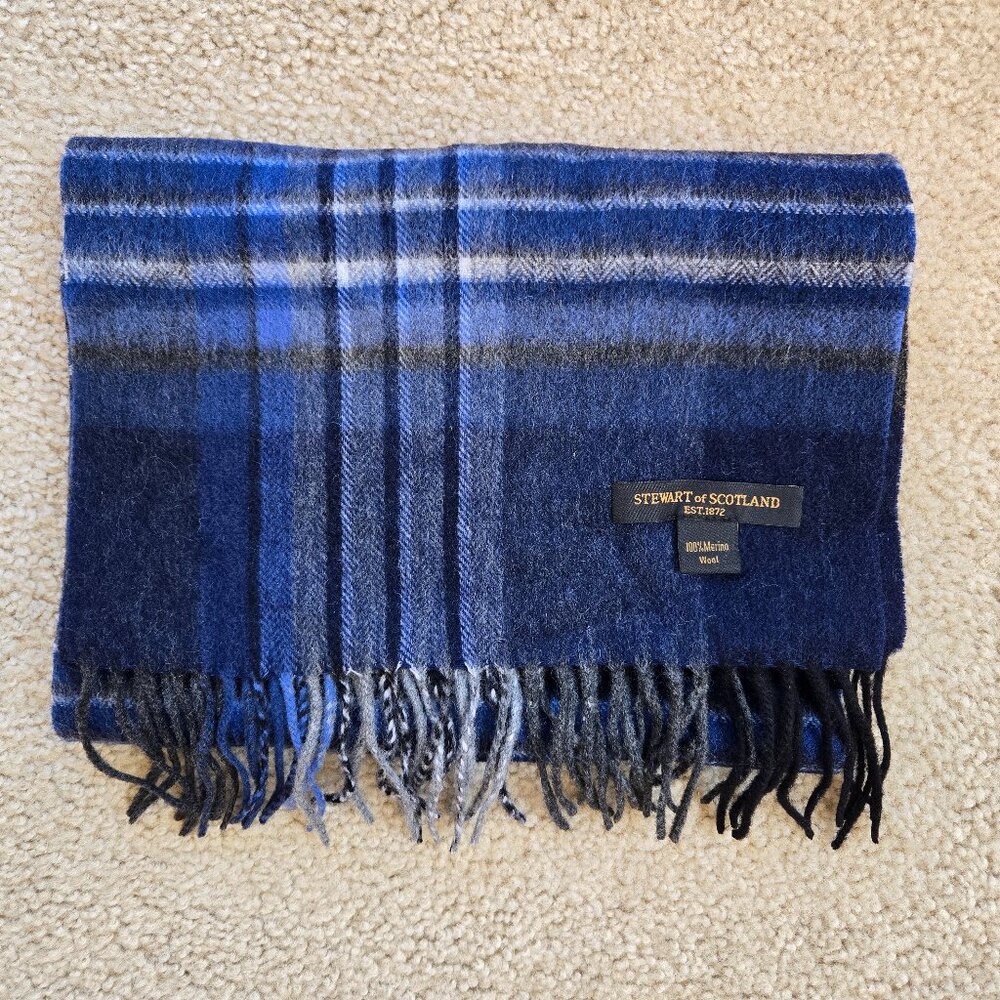 NWOT 100% Merino Wool Scarf Stewart of Scotland